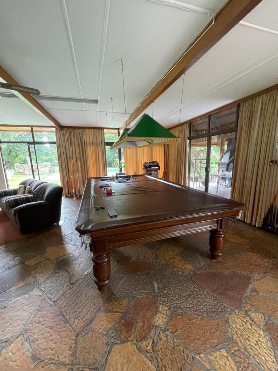 5 Bedroom Property for Sale in Christiana North West